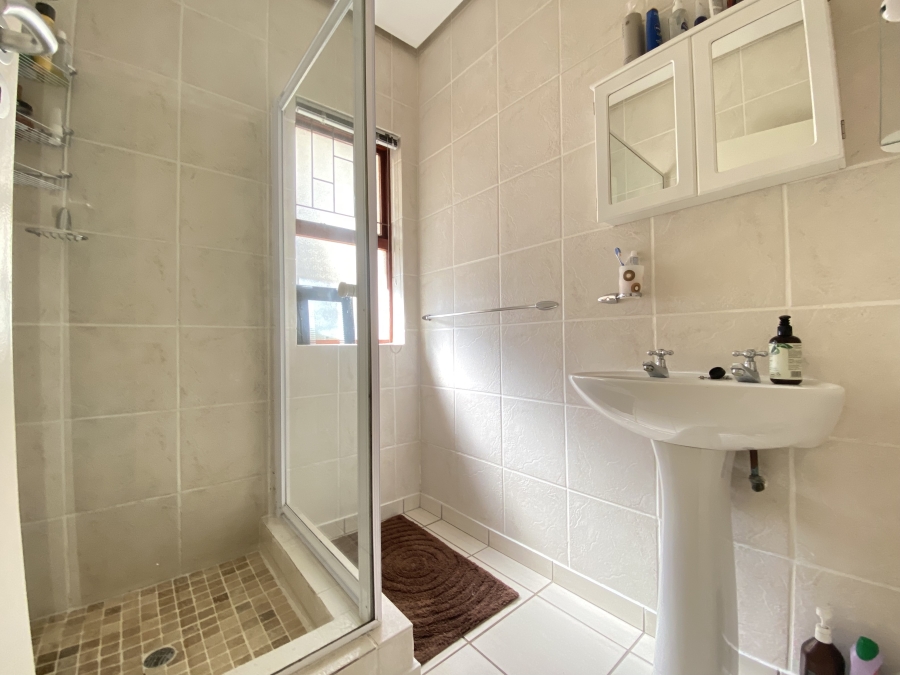 4 Bedroom Property for Sale in Cintsa East Eastern Cape